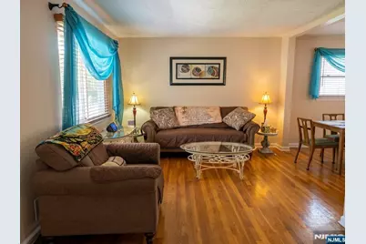 1255 Tuxedo Square, Teaneck Township, NJ 07666 - Photo 9