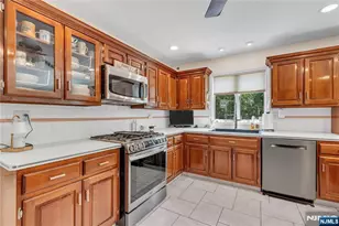 24 Fox Hollow Rd, Ramsey, NJ 07446 - Photo 19