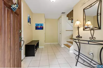 123 Midwood Road, Paramus, NJ 07652 - Photo 5