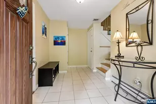 123 Midwood Rd, Paramus, NJ 07652 - Photo 5