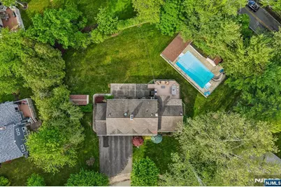 123 Midwood Road, Paramus, NJ 07652 - Photo 3