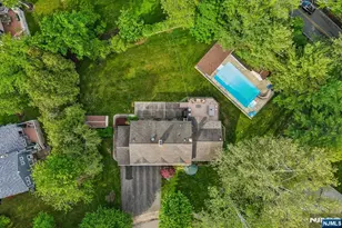 123 Midwood Rd, Paramus, NJ 07652 - Photo 3