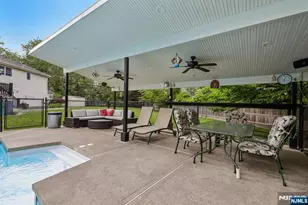 123 Midwood Rd, Paramus, NJ 07652 - Photo 37