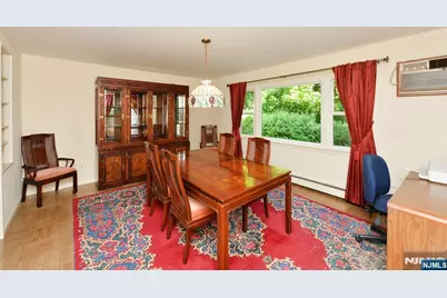 51 Charwalt Drive, Hawthorne, NJ 07506 - Photo 9