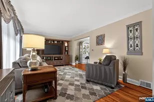 7 Spier Dr, Livingston, NJ 07039 - Photo 13