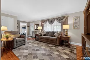 7 Spier Dr, Livingston, NJ 07039 - Photo 11