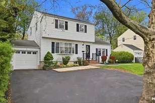 7 Spier Dr, Livingston, NJ 07039 - Photo 35
