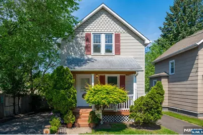26 Cumberland Avenue, Verona, NJ 07044 - Photo 1