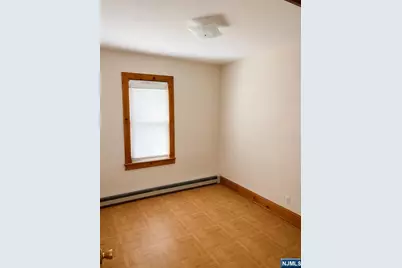 418 Howe Avenue, Passaic, NJ 07055 - Photo 7