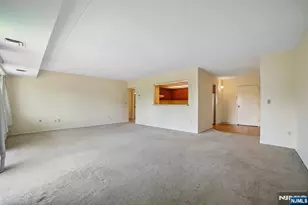 521 Piermont Ave 428, River Vale Township, NJ 07675 - Photo 7