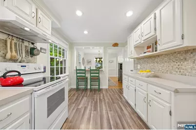 23 Benvenue Avenue, West Orange Township, NJ 07052 - Photo 13