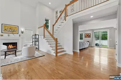 95 Mezzine Drive, Cresskill, NJ 07626 - Photo 11