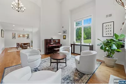 95 Mezzine Drive, Cresskill, NJ 07626 - Photo 7