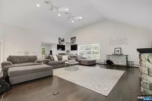 6 Kristen Ct, Wayne, NJ 07470 - Photo 19