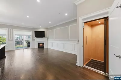 202 Brandon Court, Montvale, NJ 07645 - Photo 9