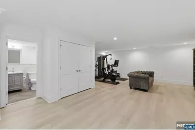 202 Brandon Court, Montvale, NJ 07645 - Photo 37
