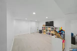 2254 Halsey St, Union Township, NJ 07083 - Photo 23