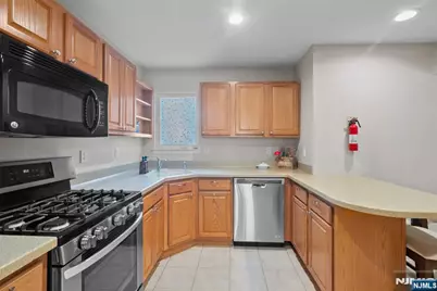 16 Franklin Court, Montville Township, NJ 07045 - Photo 5