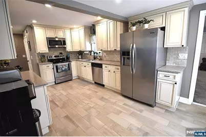 33 Alabama Avenue, Jefferson Township, NJ 07849 - Photo 5
