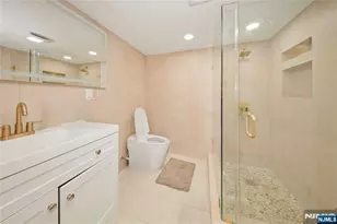 596 Moonachie Ave, Wood Ridge, NJ 07075 - Photo 11