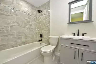 52 Central Avenue, Butler, NJ 07405 - Photo 13