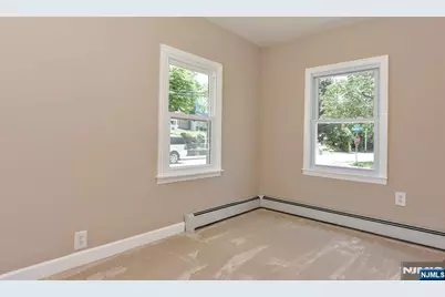 52 Central Avenue, Butler, NJ 07405 - Photo 11