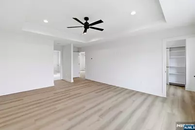 137 Platt Avenue, Saddle Brook Township, NJ 07663 - Photo 5