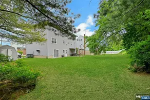 347 Chestnut Ave, South Hackensack Township, NJ 07606 - Photo 27