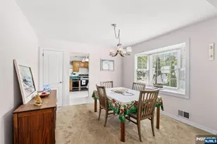 5 Oakwood Terrace, Bloomingdale, NJ 07403 - Photo 7