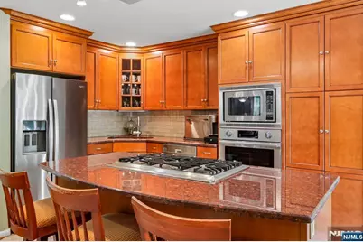 40 Woodland Drive, Woodland Park, NJ 07424 - Photo 7