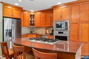 40 Woodland Dr, Woodland Park, NJ 07424 - Photo 7