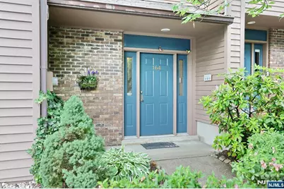 164 Winchester Court, Washington Township, NJ 07676 - Photo 3