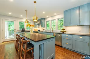 487 Highland Ave, Montclair, NJ 07043 - Photo 11
