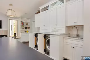 1 Hickory Ln, Roseland, NJ 07068 - Photo 19