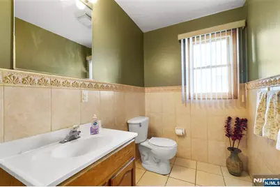 17 Pleasant, Kearny, NJ 07032 - Photo 5