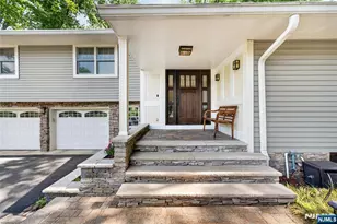 25 Cottontail Trail, Upper Saddle River, NJ 07458 - Photo 3