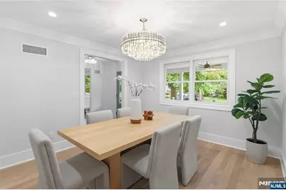 61 Surrey Lane, Tenafly, NJ 07670 - Photo 9