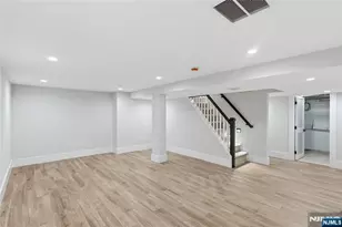 61 Surrey Ln, Tenafly, NJ 07670 - Photo 39