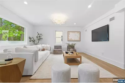 61 Surrey Lane, Tenafly, NJ 07670 - Photo 11
