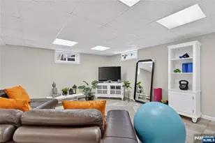347 Westview Ave, Fort Lee, NJ 07024 - Photo 31