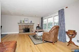 153 Bergen Ave, Waldwick, NJ 07463 - Photo 7