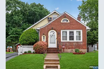 643 Stockton Street, New Milford, NJ 07646 - Photo 5