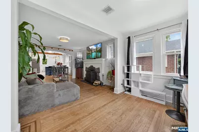 643 Stockton Street, New Milford, NJ 07646 - Photo 7