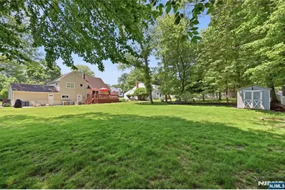 77 White Pond Road, Waldwick, NJ 07463 - Photo 33