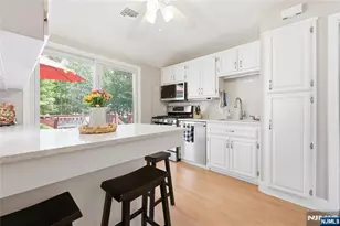 77 White Pond Rd, Waldwick, NJ 07463 - Photo 3