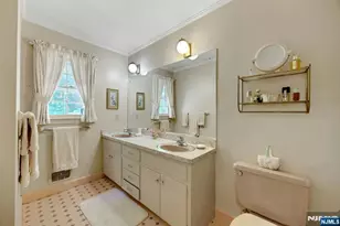 621 Winding Hollow Dr, Franklin Lakes, NJ 07417 - Photo 43