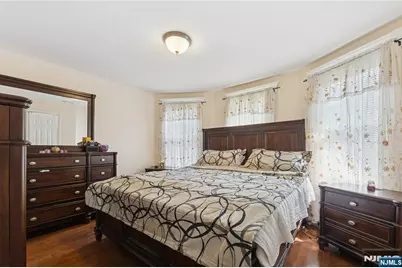 205 Summit Avenue, Bogota, NJ 07603 - Photo 11