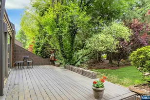 51 Hidden Ledge Rd, Englewood, NJ 07631 - Photo 37
