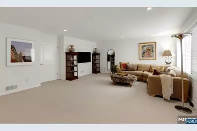 51 Hidden Ledge Road, Englewood, NJ 07631 - Photo 21