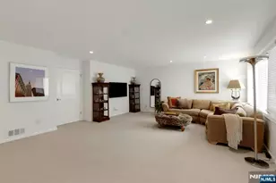 51 Hidden Ledge Rd, Englewood, NJ 07631 - Photo 21